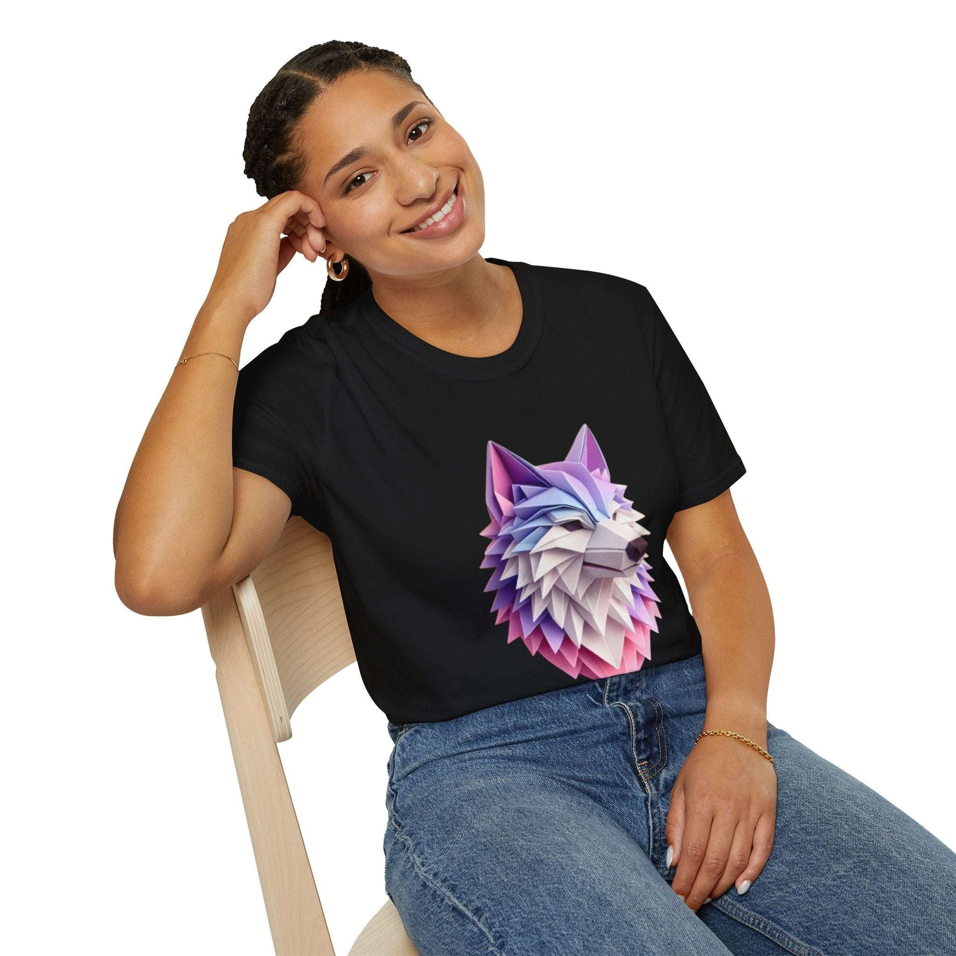 Geometric Wolf T-Shirt - Soft and Stylish, Perfect for Animal Lovers, Casual Outfits, Gifts, Statement Tees, Unique Apparel