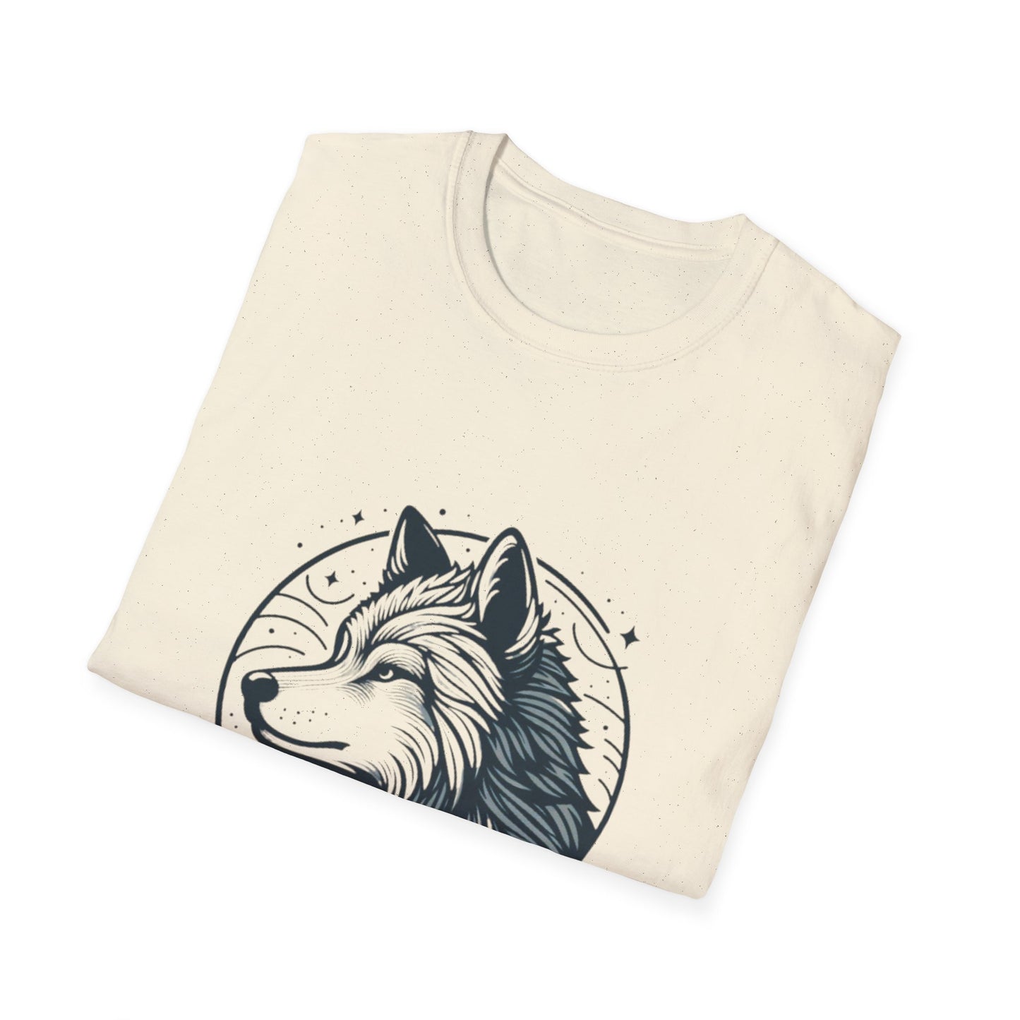 Wolf Graphic T-Shirt, Cool Nature Tee, Unisex Animal Shirt, Gift for Outdoorsy Lovers, Casual Everyday Wear, Birthday Present