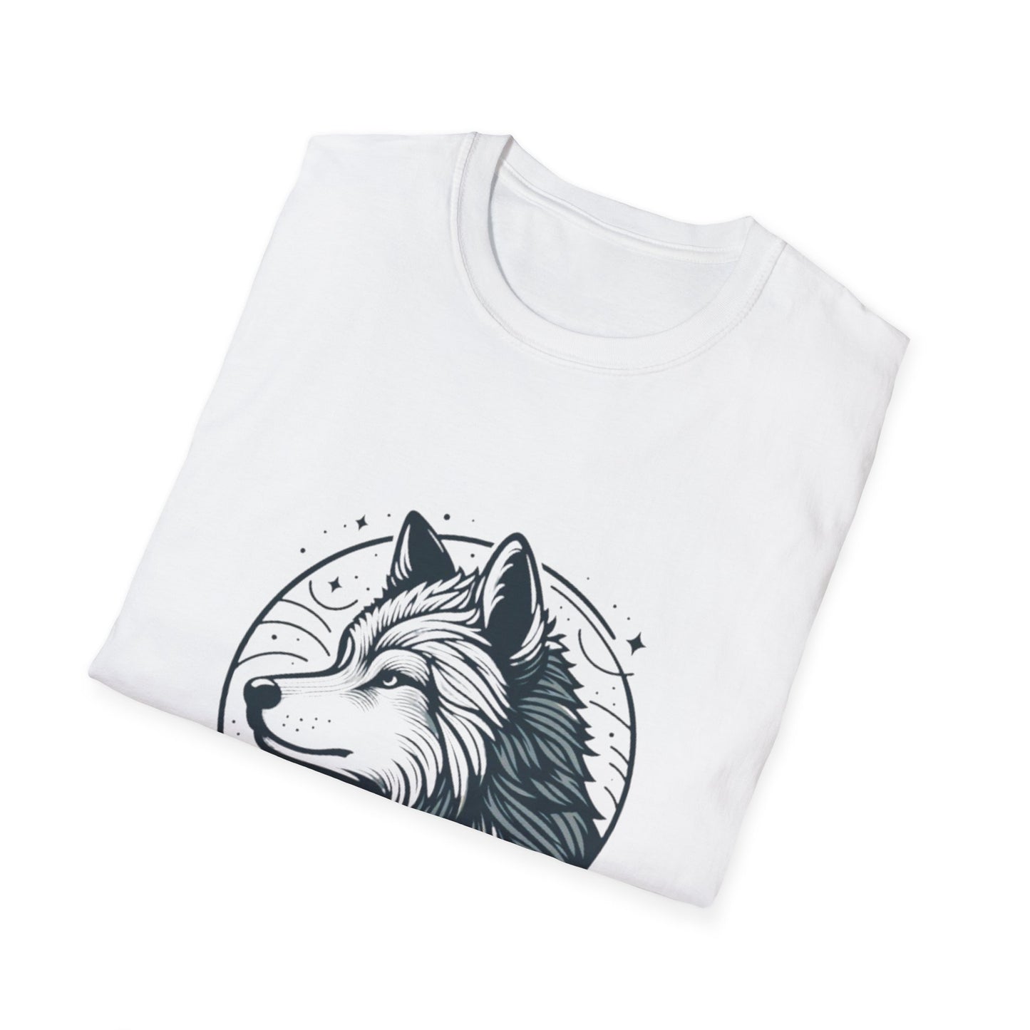 Wolf Graphic T-Shirt, Cool Nature Tee, Unisex Animal Shirt, Gift for Outdoorsy Lovers, Casual Everyday Wear, Birthday Present